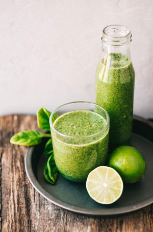 green smoothie - CLEAN EATING - WE ARE CLEAN
